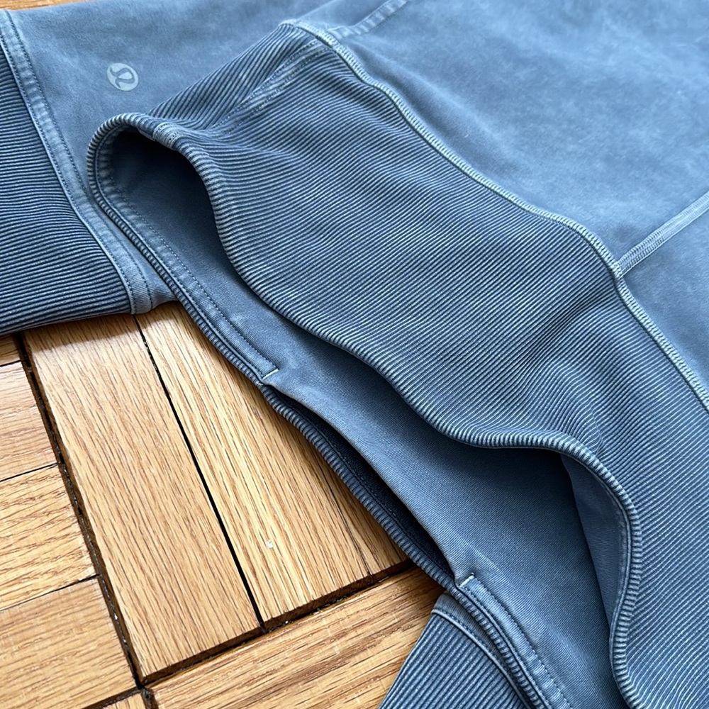 Lulu lemon leggings - Picture 4 of 4